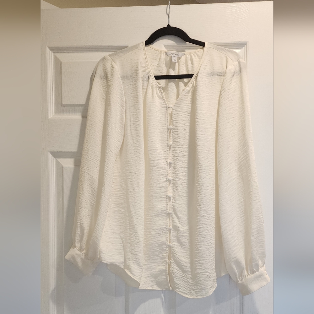 Nine West Cream Textured Blouse